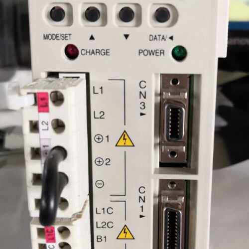 议价安川伺服驱动器SGDM-A3BDA 现货销售 30w