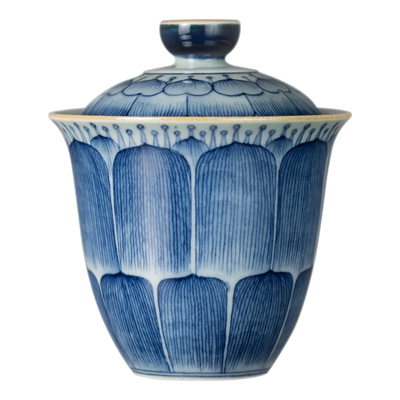 青古釉青花手绘青莲盖碗