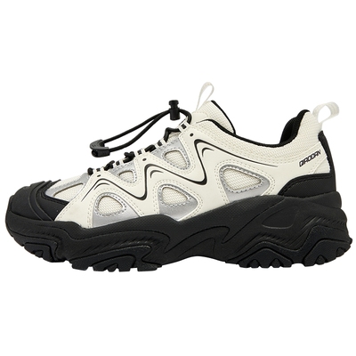 乔丹踏浪女鞋防水软底轻便新款