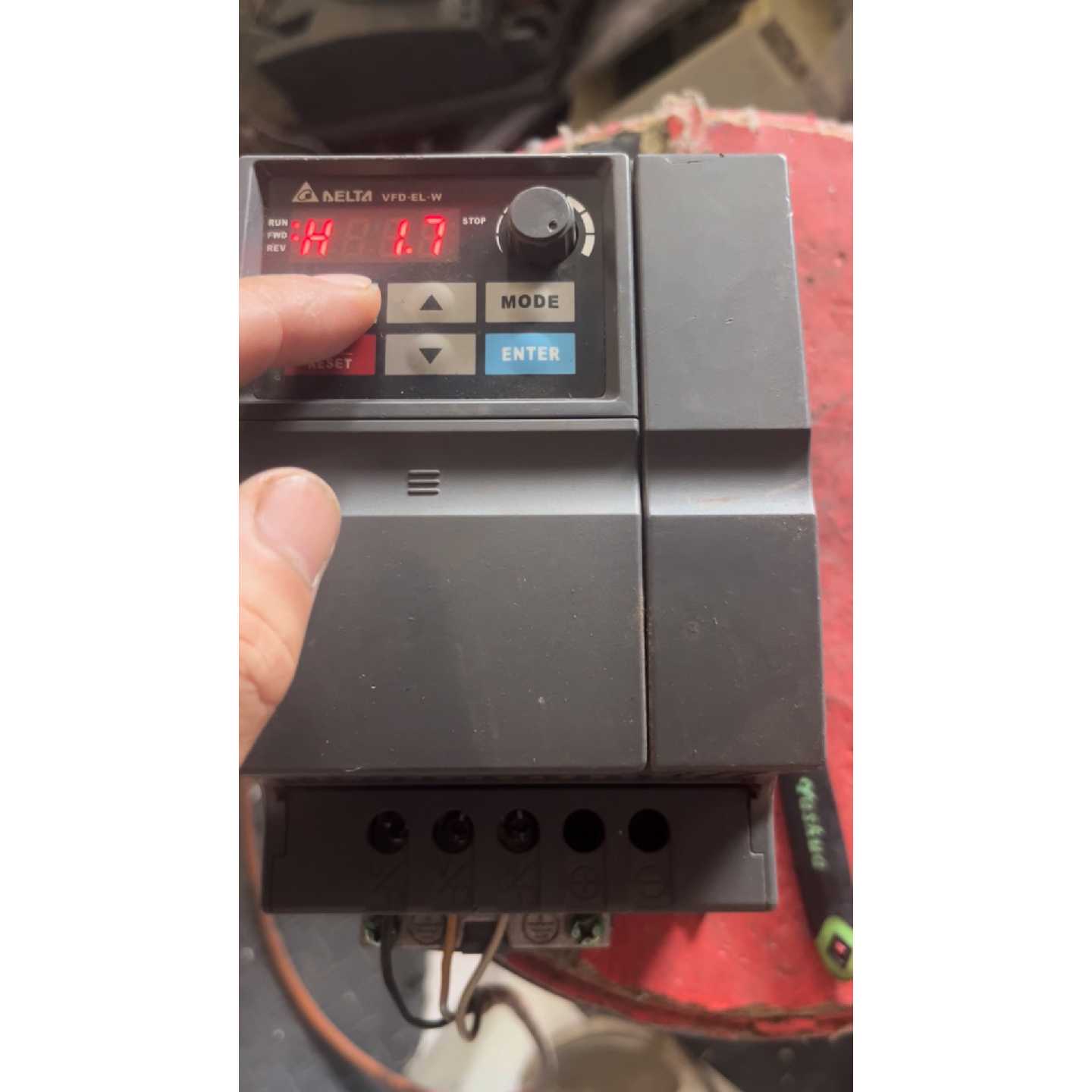 议价拆机台达VFD-EL-W变频器,原装正品,型号VFD055E