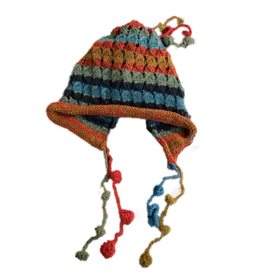 日杂风设计师款手工钩针彩色球毛线帽子女秋冬系带流苏套头冷帽潮