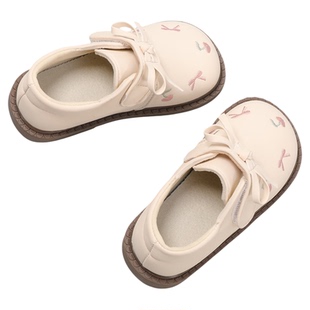 女童刺绣公主鞋秋冬软底防滑小皮鞋田园风2026年新款百搭时尚单鞋