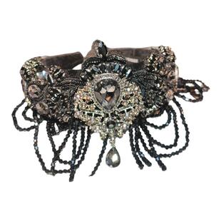 原创黑色镶钻水滴发箍女高颅顶带齿水晶流苏发卡宽版轻奢头箍复古