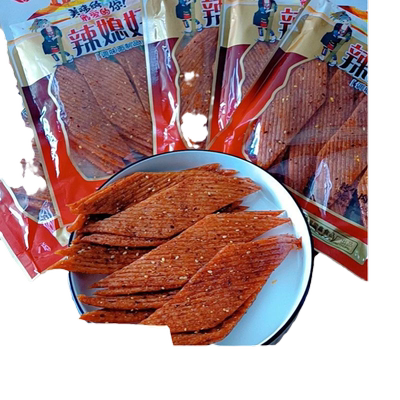 云南雯鑫辣媳妇大红片辣条 麻辣辣条儿时记忆面筋休闲小零食178g