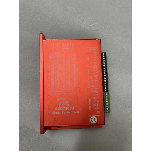 议价YAKO研控闭环驱动器SSD2608H数量2个SSD26维修