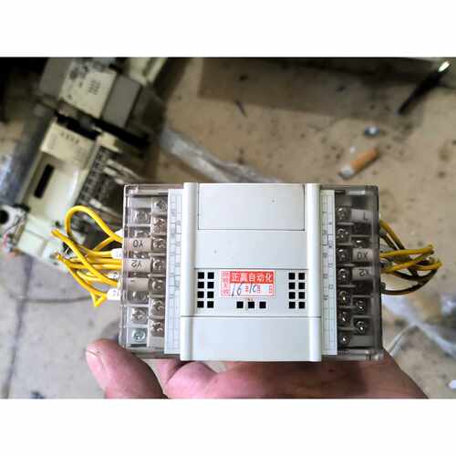 〔议价-可维修〕优合电气温控模块 型号YH-10MR-001A AC100