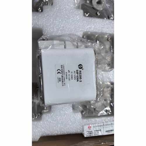议价西安中熔快速熔断器RS3063G5P630A维修