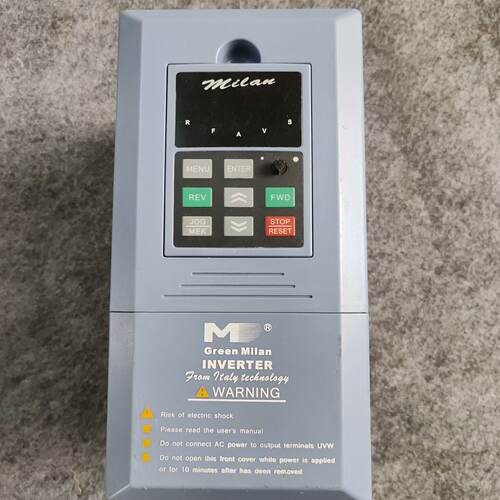 米兰变频器M5000-VS2.2G 2.2KW 220V 原