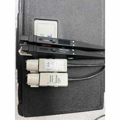 议价原装Tektronix泰克TCP202电流探头实物拍摄维修