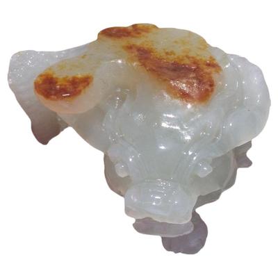 新疆和田玉红皮白玉籽料金蟾吊坠