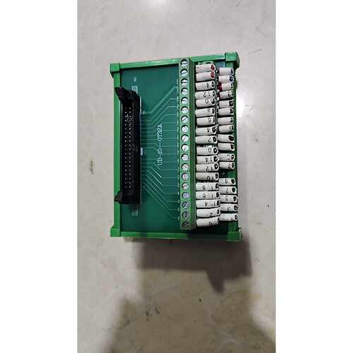 议价台达配线模块UB10OT32A成色轻微使用痕迹功能完维修
