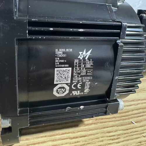 配件SGMMG-13ADC61安川M系1.3千瓦伺服电机功能正常议价