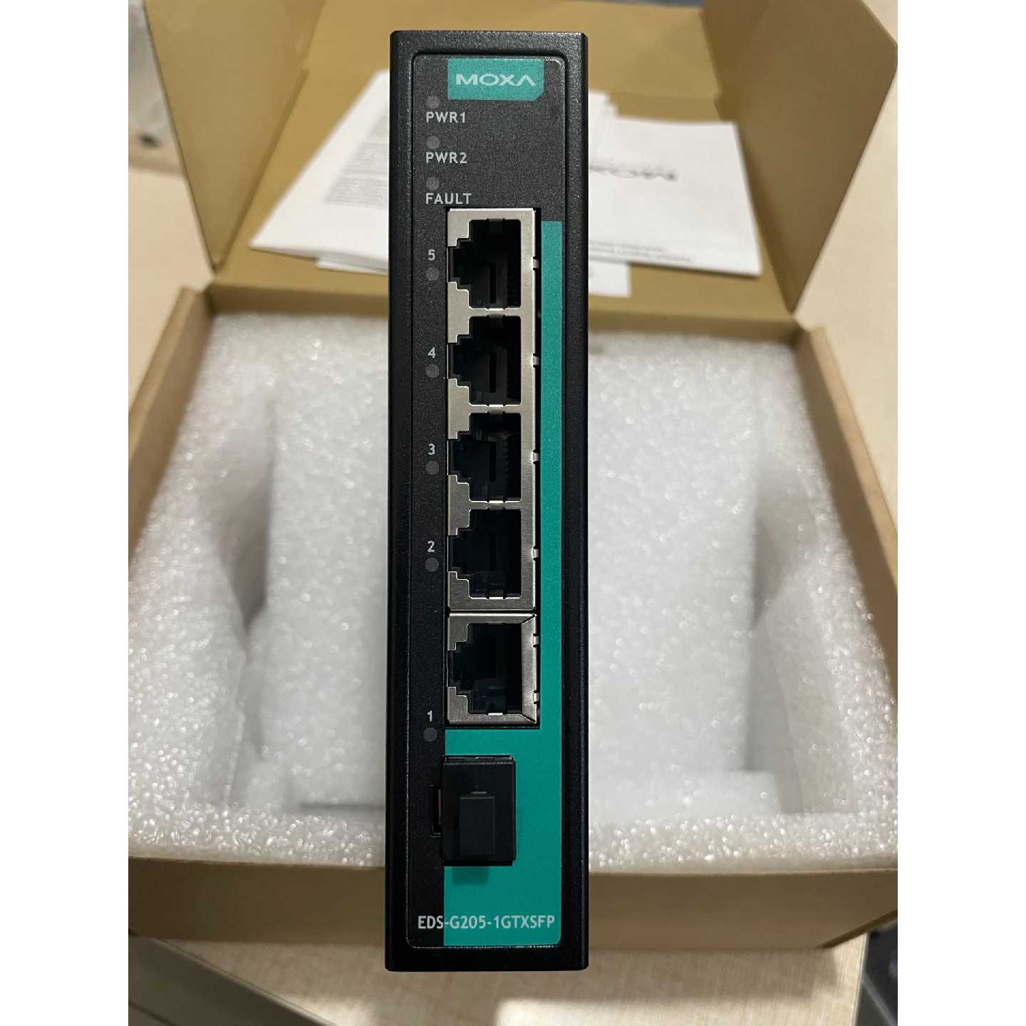 MOXA摩莎EDS-G205-1GTXSFP五口千兆工业交换
