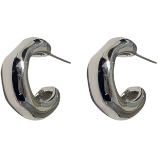 现在正在分手中宋慧乔同款耳环银色光面金属耳圈小众设计感耳饰潮