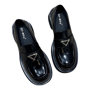 软皮厚底乐福鞋女2025早春新款英伦风韩版小皮鞋黑色秀气通勤单鞋