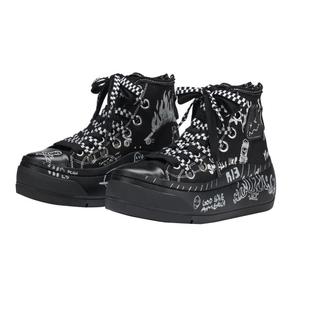 R13 早秋系列 KURT 经典高帮厚底手工缝制黑底涂鸦系带帆布鞋