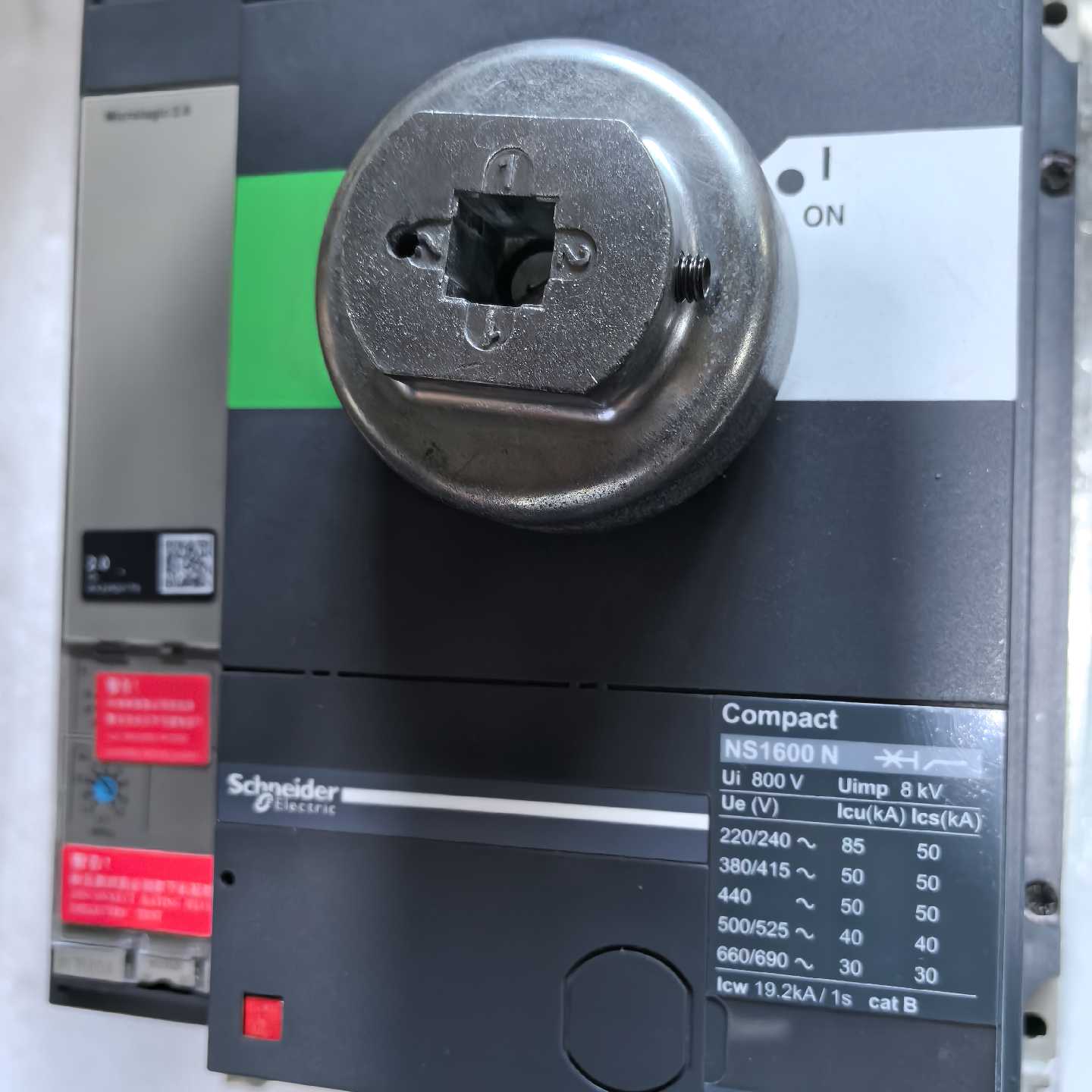 议价施耐德空气开关NS1600N 3P 1600A Mic 2.0延伸旋转手柄NS3348