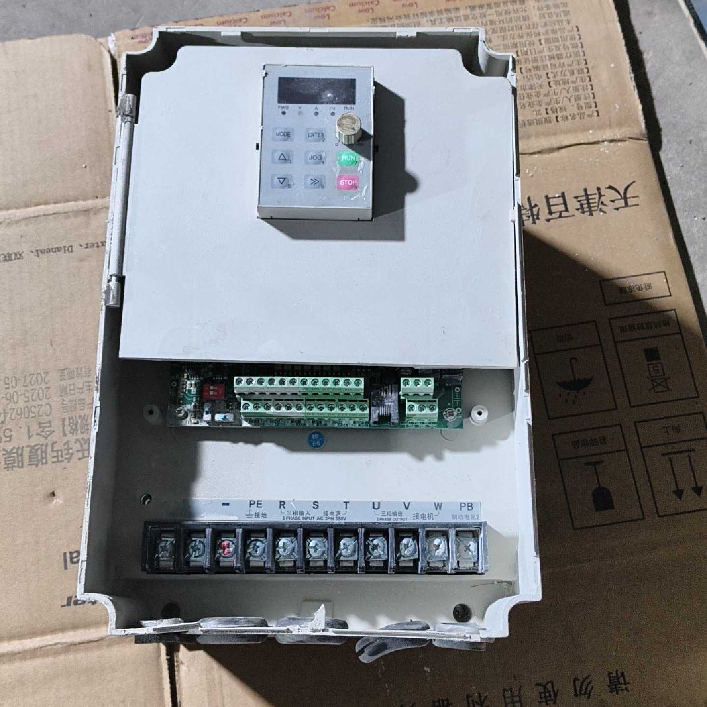 议价德力西变频器I9200-G7R5/p011t4