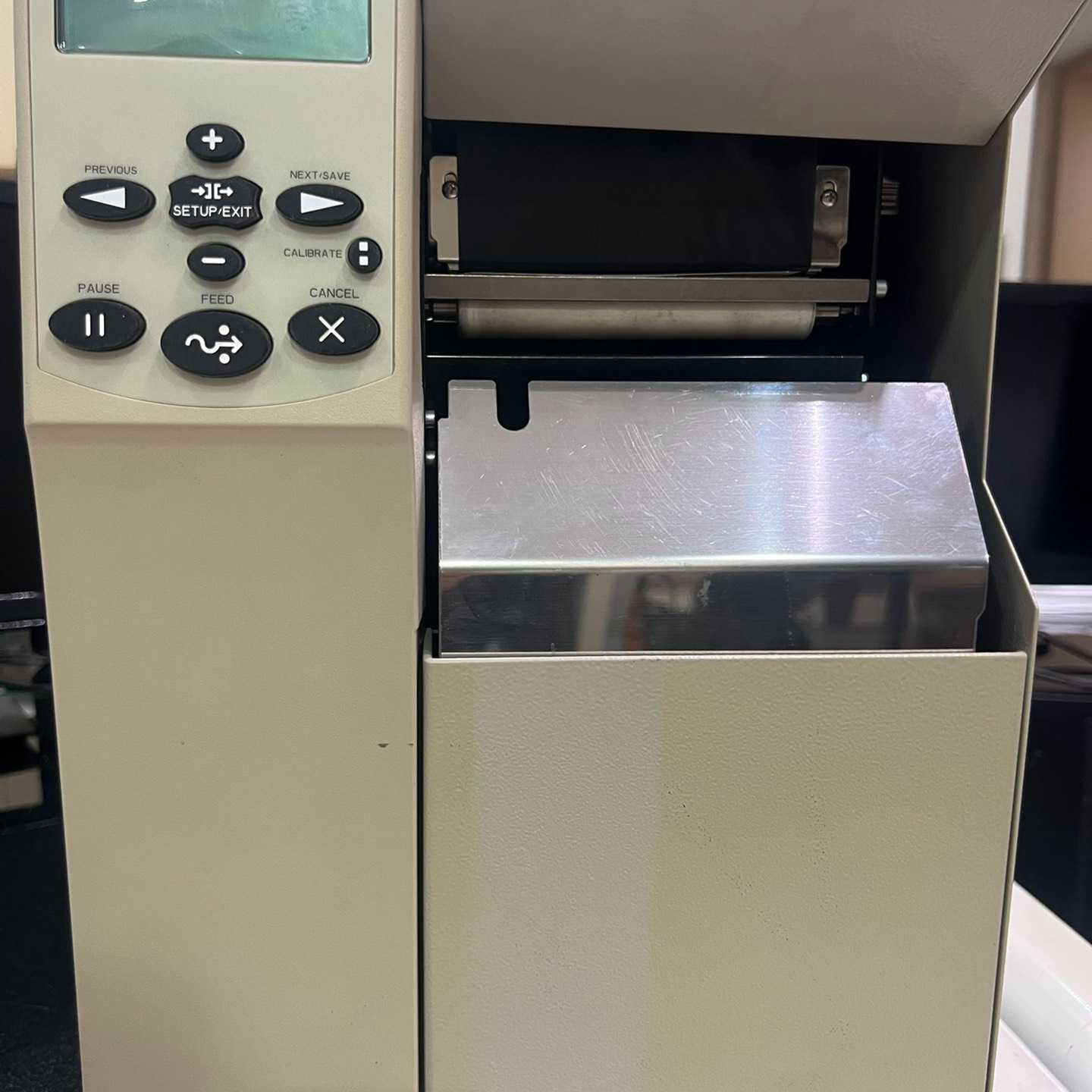 斑马105SL PLUS -300dpi打印机带回卷器剥离器&mdash;议价