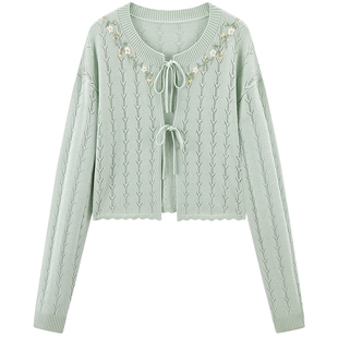 乐町滤镜针织外套春季新款门襟系带设计罩衫花朵刺绣镂空针织开衫