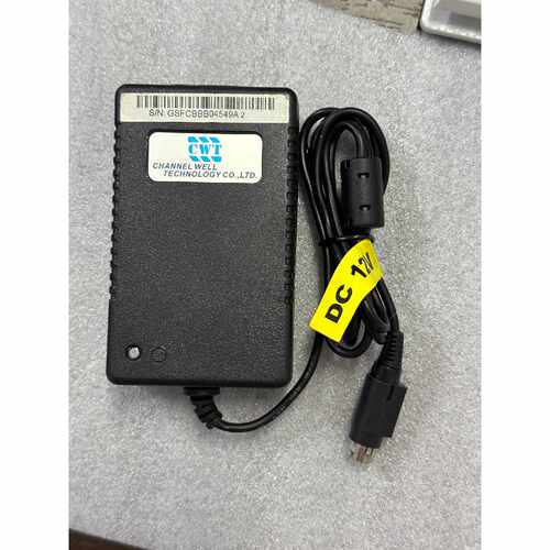 议价CWT侨威电源适配器PAA040F维修