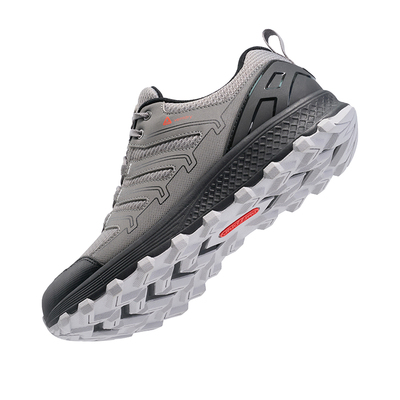 暴雨级防水轻量化徒步登山鞋