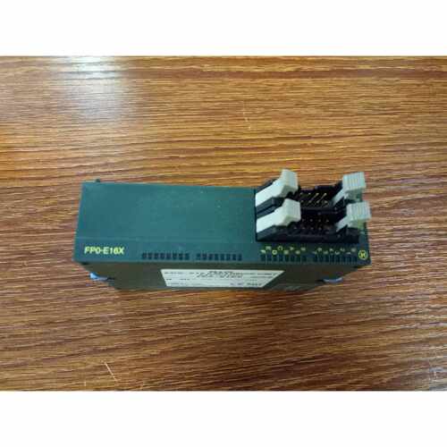 议价原装松下 PLC 模块 FP0-E16X 功能完好