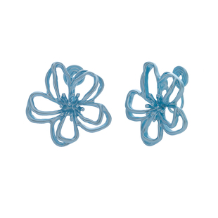 度假风穿搭蓝色镂空花朵耳针极简现代风耳饰线条艺术感蚊香盘耳夹