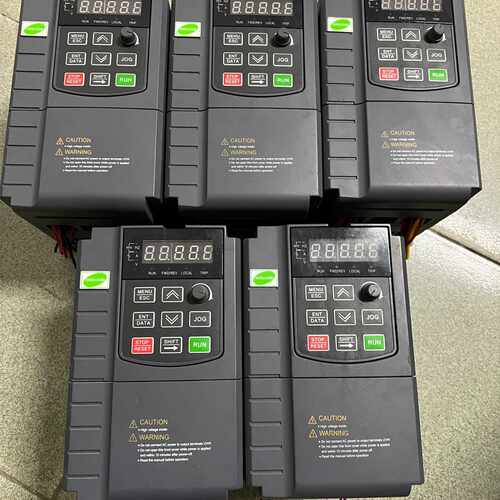 正川变频器ZC300A-T3-0R7G/1R5P，议价商品