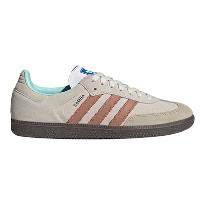 阿迪达斯男女运动板鞋