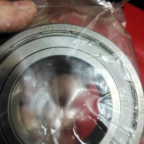 瑞典进口SKF 6210-2Z/P4深沟球轴承，全新未拆封，