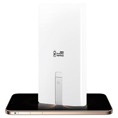 可上飞机华为66W超级快充充电宝