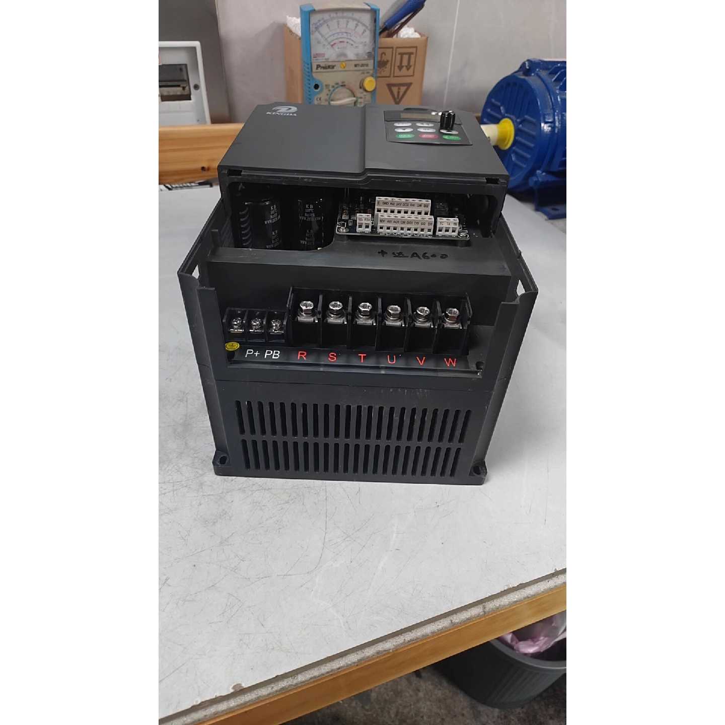 议价中达变频器18.5KWV6004T0185CM成色如图维修图片