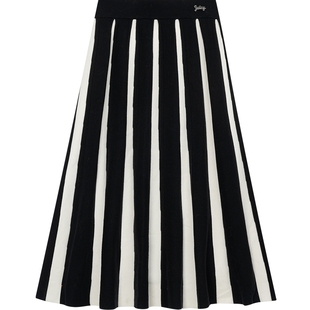 Juicy Couture橘滋春夏新款咏叹调Logo金属牌撞色毛织半截裙子