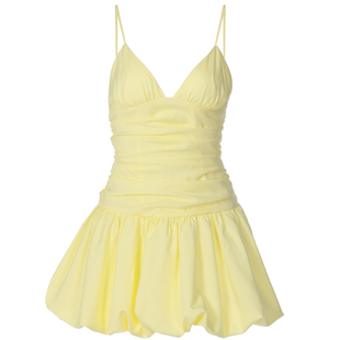 gusty泰式辣妹度假风掐腰连衣裙千金感甜辣风鹅黄色V领吊带花苞裙