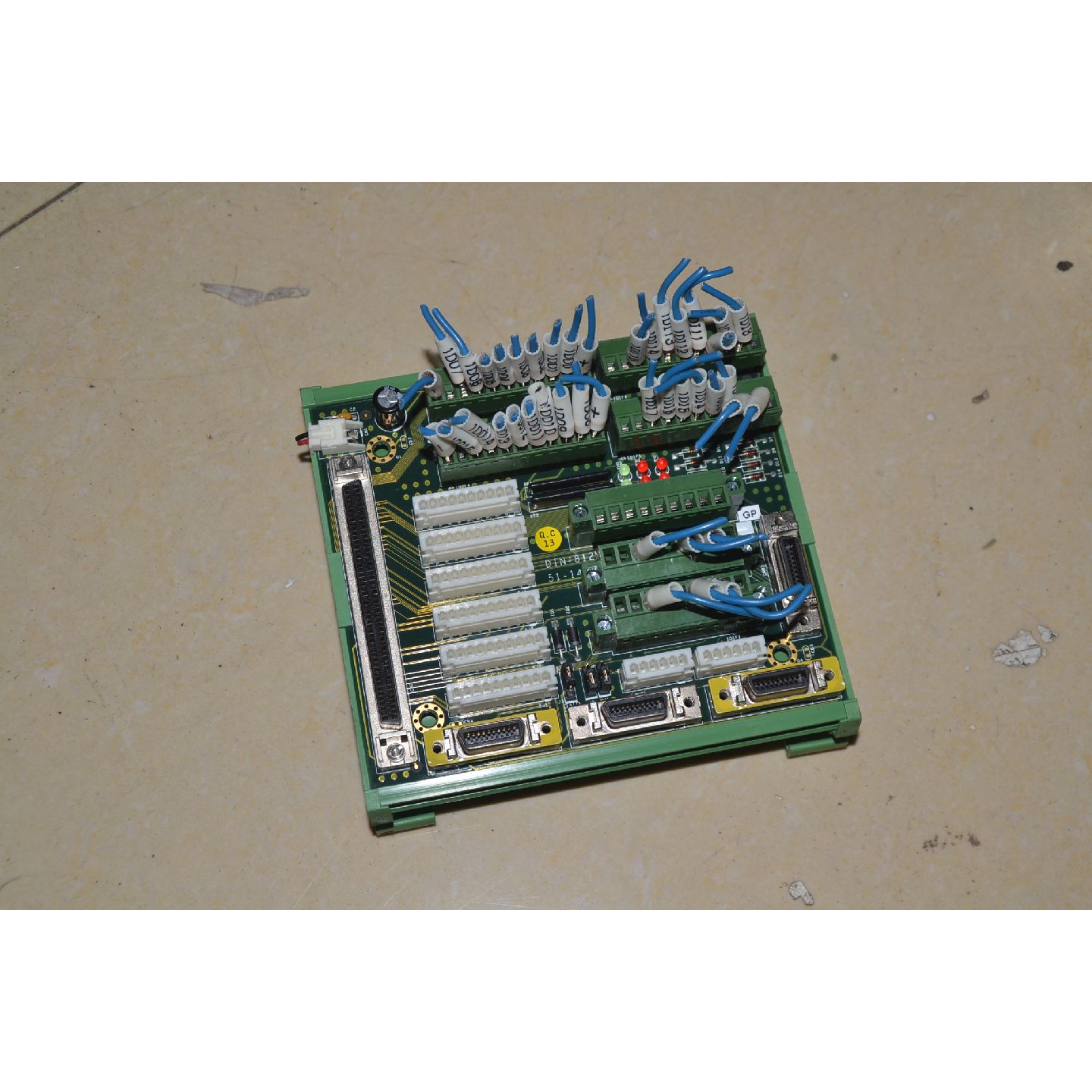 议价#ADLINK凌华 DIN-812M  DIN-812 Scsi100p   信号线 接线板。图片