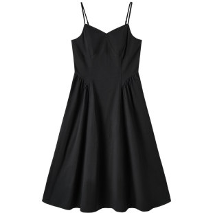 森马连衣裙女纯色优雅气质裙子2025夏季新款小黑裙法式吊带裙女装