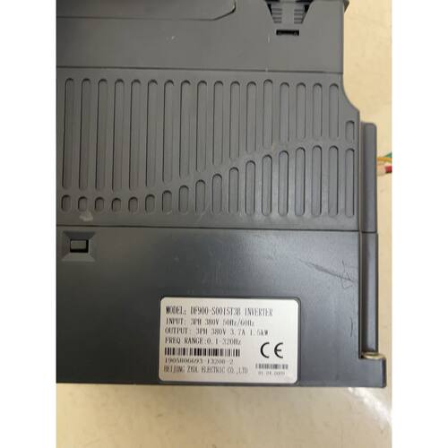 议价ZVDL变频器 DF900-S0015T3B，