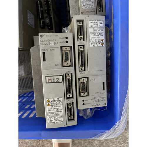 溢价-安川伺服驱动器SGDL-01AP，200V，，成色8