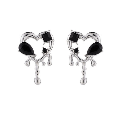Dopamine Vault」雾山漫.暗黑爱心耳钉女小众高级感气质百搭耳夹