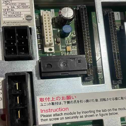 议价三菱伺服驱动器MR-J2M-BU8/BU4/BU6/10DU/20DU/40DU/70DU质保