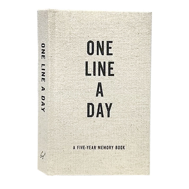 5年历记事本 每天一行 ONE LINE A DAY 现代简约字母 英文原版
