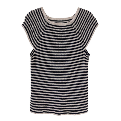 夏季时髦感条纹针织衫