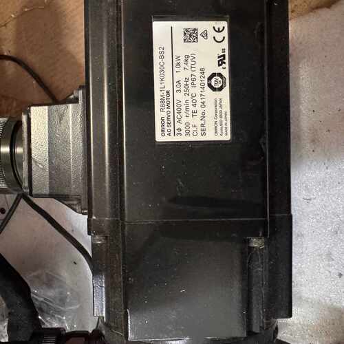 欧姆龙伺服电机R88M-1L1K030C-BS2，1.0kW
