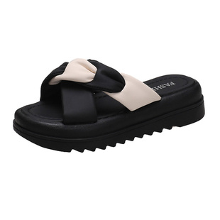 拖鞋女夏外穿2026新款休闲凉拖厚底小香风一字拖百搭爆款罗马凉鞋