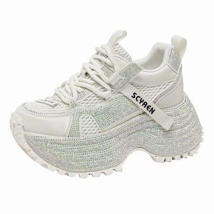 网红新款超火满钻厚底内增高老爹鞋女款2026春爆款女式休闲鞋软底