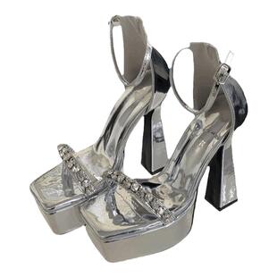 银色礼服婚鞋一字扣带防水台粗跟凉鞋女15cm超高跟小码模特走秀鞋