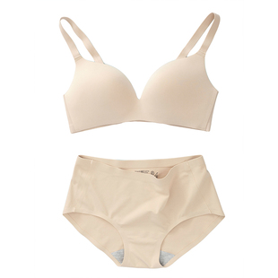 趣安芬文胸一片式无痕内衣女小胸聚拢无钢圈套装超薄款舒适透气