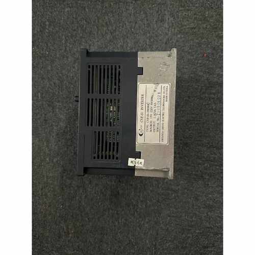 议价原装拆机康沃变频器CVF-S1-2S0004B 220V0.
