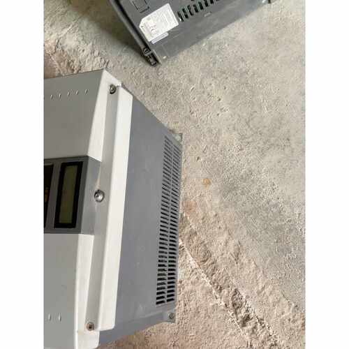议价出售拆机LS变频器SV300IP5A4NO30KW维修